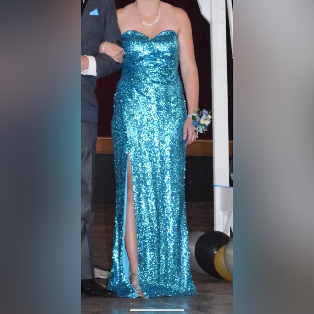 Blue Prom dress - Picture 3 of 3